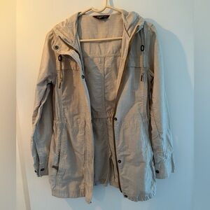 Eddie Bauer Women's Hooded Lightweight Jacket